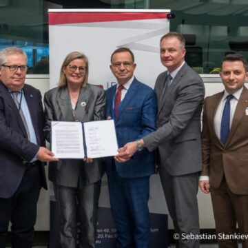 JUDEȚUL MARAMUREȘ, front comun la Bruxelles pentru viitorul Politicii de Coeziune post-2027. Vicepreședintele Vlad Duruș a semnat o Poziție Comună a regiunilor de frontieră estică JUDEȚUL MARAMUREȘ, front comun la Bruxelles pentru viitorul Politicii de Coeziune post-2027. Vicepreședintele Vlad Duruș a semnat o Poziție Comună a regiunilor de frontieră estică