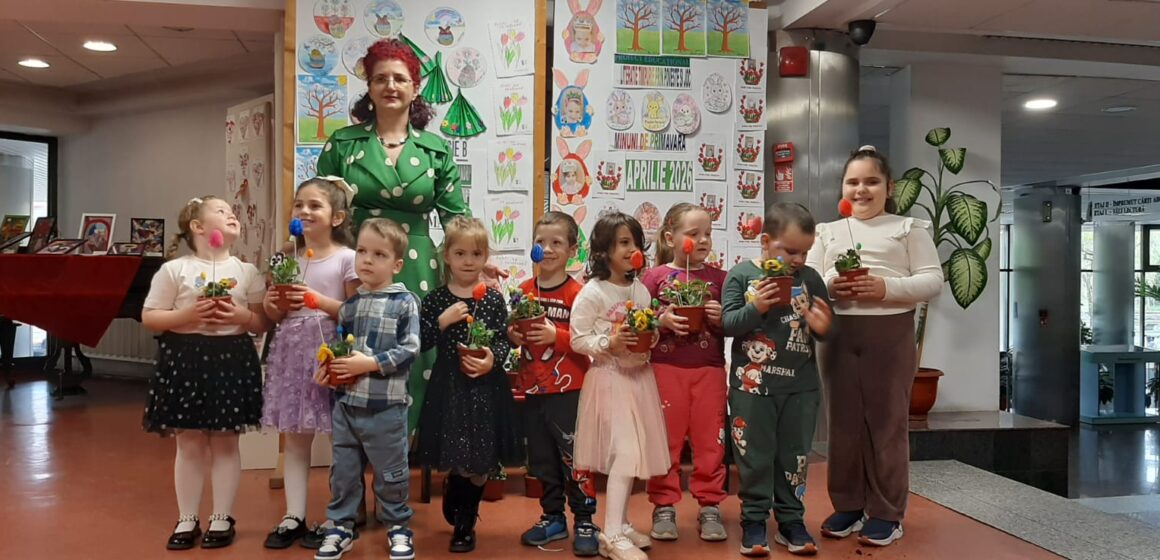 BIBLIOTECA JUDEȚEANĂ: „Minuni de primăvară”