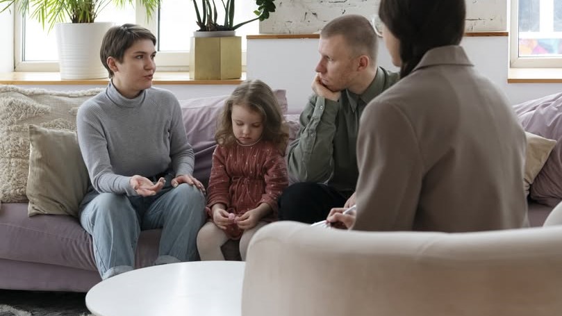ZAHORÁNSZKI BRIGITTA: Consiliere psihologică gratuită pentru părinții care au în grijă copii cu sindrom Down ZAHORÁNSZKI BRIGITTA: Consiliere psihologică gratuită pentru părinții care au în grijă copii cu sindrom Down