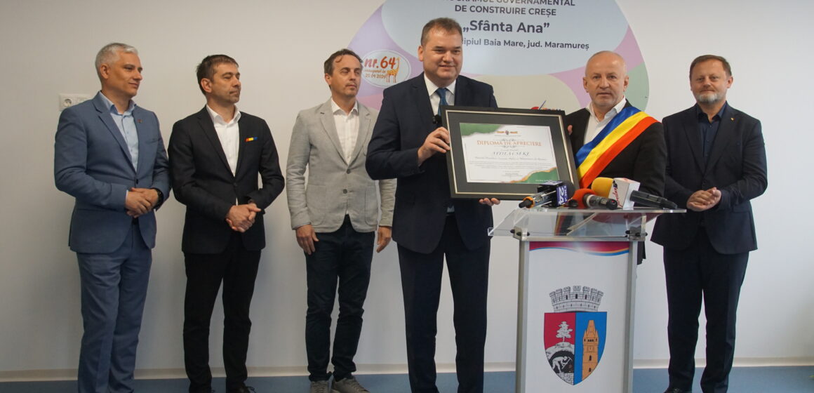 VIDEO: Ministrul Dezvoltării,  Attila Cseke, a inaugurat două creșe în Baia Mare
