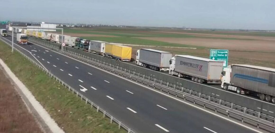 MAE: Ungaria – interdicție de circulație aplicabilă vehiculelor cu masa maximă autorizată mai mare de 7,5 tone, în perioada sărbătorilor Paștelui Catolic MAE: Ungaria – interdicție de circulație aplicabilă vehiculelor cu masa maximă autorizată mai mare de 7,5 tone, în perioada sărbătorilor Paștelui Catolic