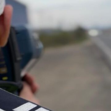 CONTROALE PE ȘOSELE: Amenzi de 17.000 lei aplicate de polițiștii rutieri în doar două ore CONTROALE PE ȘOSELE: Amenzi de 17.000 lei aplicate de polițiștii rutieri în doar două ore