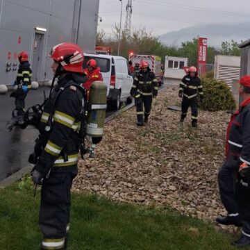 BAIA MARE: Explozie într-o încăpere a unui operator economic, o persoană a fost rănită