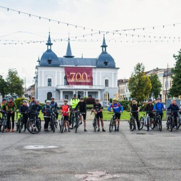 ZAHORÁNSZKI BRIGITTA: Cu bicicleta pe traseul fostei căi ferate cu ecartament îngust