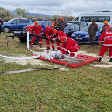 ISU MARAMUREȘ: 7 echipaje ale Serviciilor Voluntare pentru Situații de Urgență calificate la etapa județeană a concursurilor profesionale ale serviciilor voluntare și private pentru situații de urgență