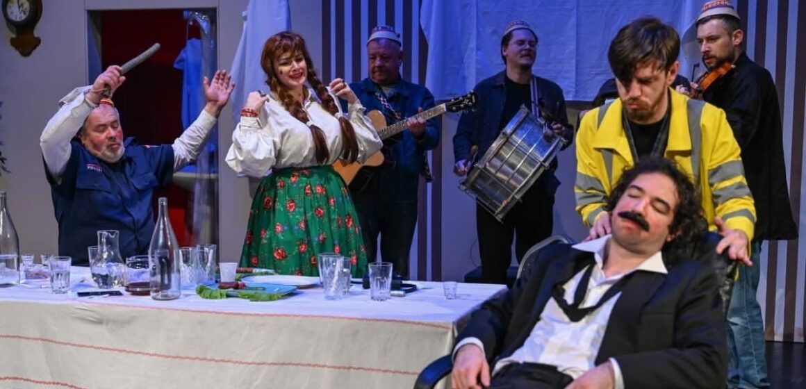 TEATRUL MUNICIPAL BAIA MARE: Cu sufletul nu-i de glumit -cucerește cu umorul lui debordant