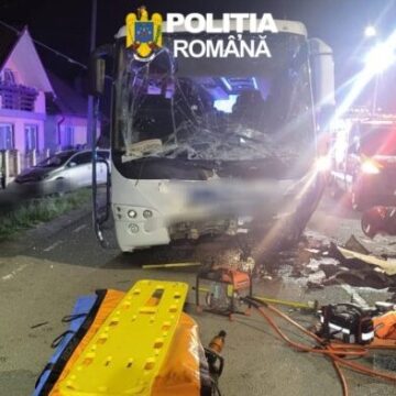 CÂMPULUNG LA TISA: Accident cu cinci răniți