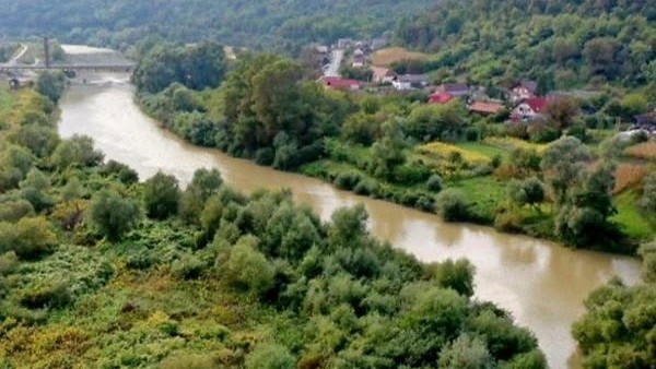 AVERTIZARE HIDROLOGICĂ: În arealul Someș-Tisa este cod galben hidrologic AVERTIZARE HIDROLOGICĂ: În arealul Someș-Tisa este cod galben hidrologic