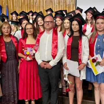 ZAHORÁNSZKI BRIGITTA: Peste 100 de tineri au absolvit Școala Postliceală Sanitară Hipocrate din Sighetu Marmației