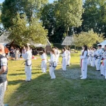 ACS DRAGONUL BAIA MARE la Muzeul Satului ACS DRAGONUL BAIA MARE la Muzeul Satului