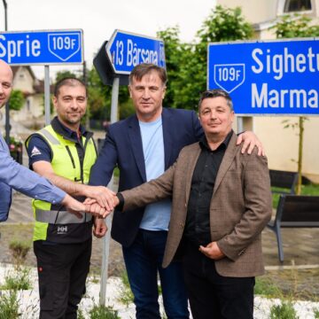 CONSILIUL JUDEȚEAN MARAMUREȘ a semnat contractul pentru reabilitarea DJ 109F Ocna Șugatag – Ferești. Al patrulea mare șantier a fost deschis pe drumurile județene