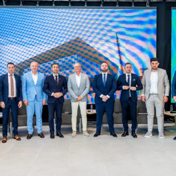 NOUL TERMINAL al Aeroportului Internațional ”Maramureș” prezentat în cadrul conferinței „Deschidere, Dezvoltare, Decolare” NOUL TERMINAL al Aeroportului Internațional ”Maramureș” prezentat în cadrul conferinței „Deschidere, Dezvoltare, Decolare”