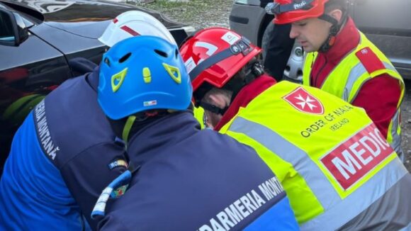 PARTENERIAT: Un nou acord de colaborare între Jandarmeria Maramureș și Serviciul de Ajutor Maltez Baia Mare PARTENERIAT: Un nou acord de colaborare între Jandarmeria Maramureș și Serviciul de Ajutor Maltez Baia Mare