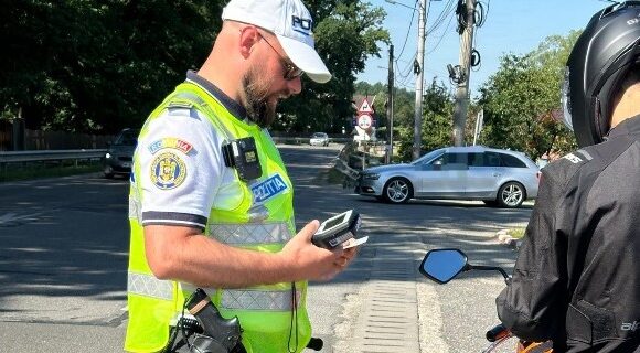 CONTROALE PE ȘOSELE: Aproape 1900 de mașini verificate de polițiștii rutieri într-o săptămână