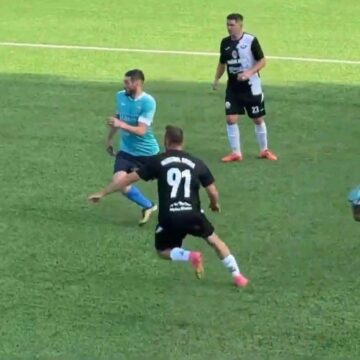 FOTBAL: Înfrângere la scor pentru Avântul Bârsana în prima etapă din faza regională a Cupei României FOTBAL: Înfrângere la scor pentru Avântul Bârsana în prima etapă din faza regională a Cupei României