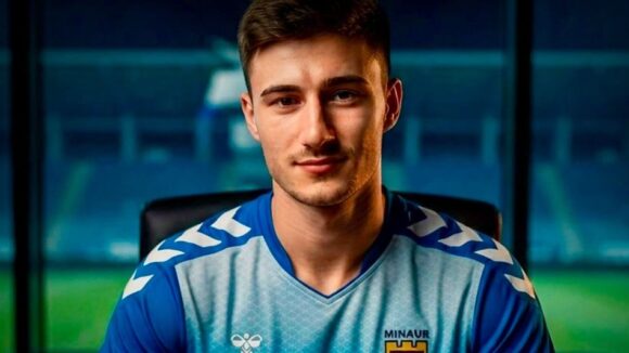 FOTBAL: Doi mijlocași, un fundaș și un atacant pentru Minaur FOTBAL: Doi mijlocași, un fundaș și un atacant pentru Minaur