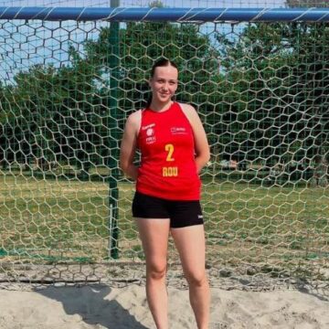 BEACH HANDBALL: O jucătoare de la Fabrica de Campioni reprezintă România la Campionatul European de junioare BEACH HANDBALL: O jucătoare de la Fabrica de Campioni reprezintă România la Campionatul European de junioare