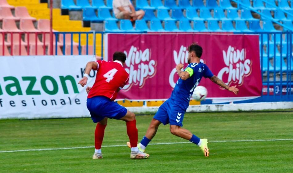 FOTBAL: Amical pentru Minaur, cu Sănătatea Cluj