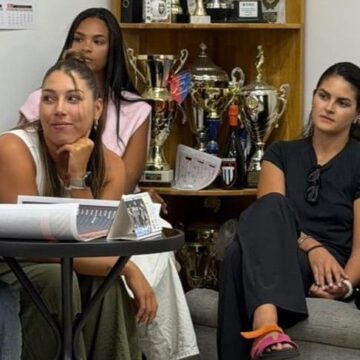 HANDBAL: Reunire a lotului echipei feminine a Minaurului
