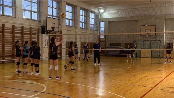 VOLEI: Se fac înscrieri la Fabrica de Campioni VOLEI: Se fac înscrieri la Fabrica de Campioni