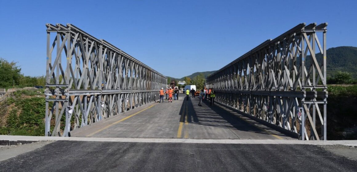 RECONSTRUCȚIA podului peste Săsar intră în linie dreaptă – Licitația pentru proiectare și execuție a fost lansată, iar contractul ar putea fi semnat la începutul lunii octombrie RECONSTRUCȚIA podului peste Săsar intră în linie dreaptă – Licitația pentru proiectare și execuție a fost lansată, iar contractul ar putea fi semnat la începutul lunii octombrie