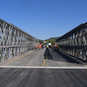 RECONSTRUCȚIA podului peste Săsar intră în linie dreaptă – Licitația pentru proiectare și execuție a fost lansată, iar contractul ar putea fi semnat la începutul lunii octombrie