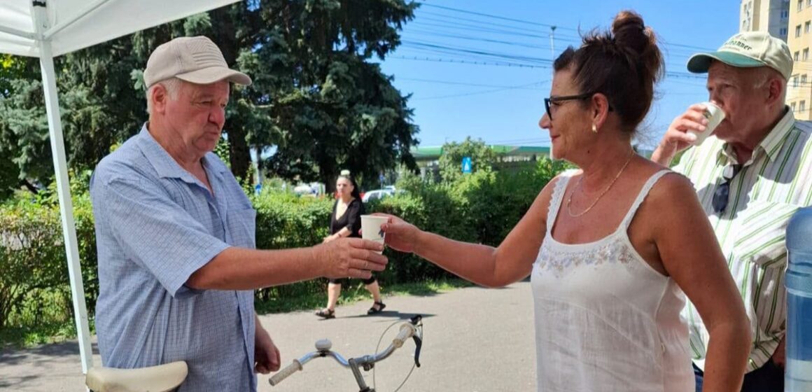 BAIA MARE: Puncte de hidratare puse la dispoziția cetățenilor BAIA MARE: Puncte de hidratare puse la dispoziția cetățenilor