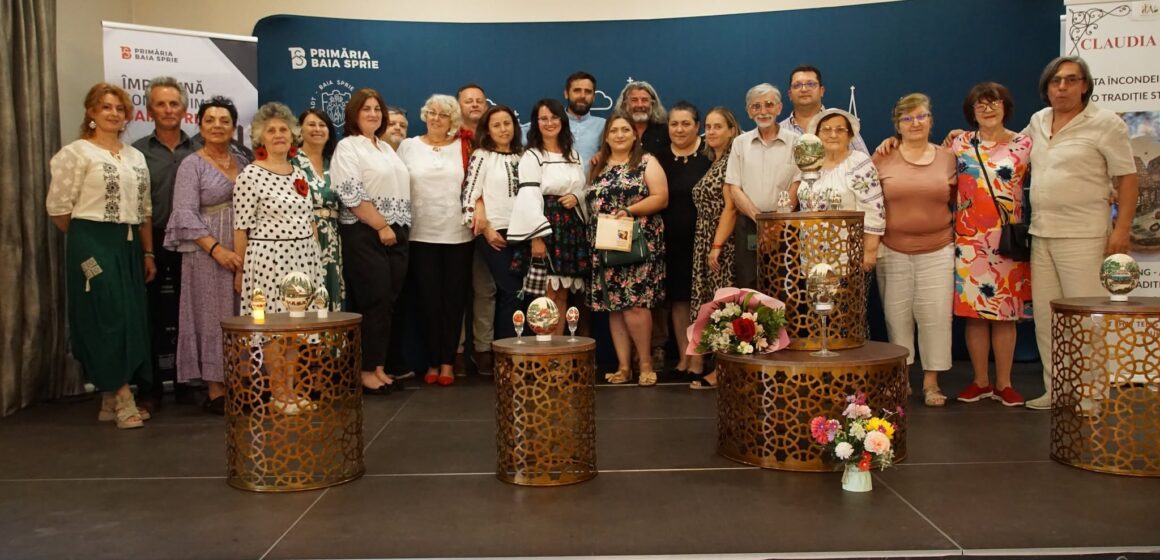 VIDEO: Ouă încondeiate la Salonul de vară în Baia Sprie