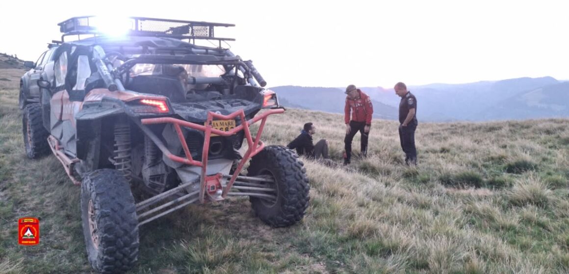 SALVAMONT MARAMUREȘ: Intervenție nocturnă – Doi cetățeni ucraineni, recuperați din zona Vârfului Bârsănescu SALVAMONT MARAMUREȘ: Intervenție nocturnă – Doi cetățeni ucraineni, recuperați din zona Vârfului Bârsănescu