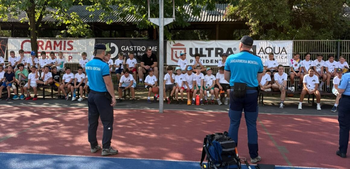 JANDARMII MARAMUREȘENI: În tabăra Super Eroilor WildCats, siguranța este cea mai importantă super putere