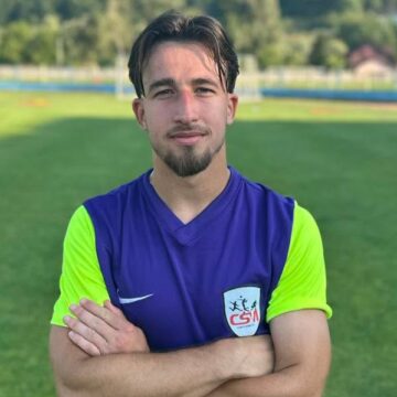 FOTBAL: Transfer de la Academia Viitorul Cluj pentru CSM Sighet