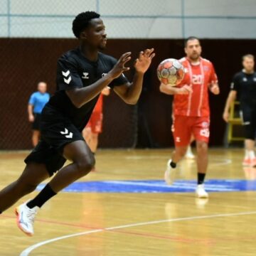 HANDBAL MASCULIN: Minaur învinge locurile 4 și 5 din Ungaria HANDBAL MASCULIN: Minaur învinge locurile 4 și 5 din Ungaria