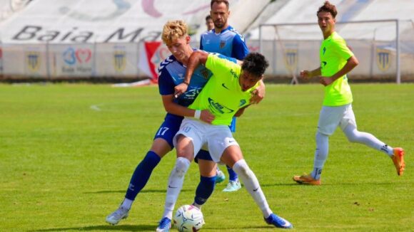 FOTBAL: Amical pierdut acasă de CS Minaur
