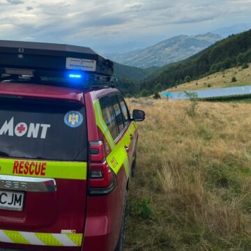 SALVAMONT MARAMUREȘ: Trei persoane rătăcite – căutare încheiată cu bine în Băiuț SALVAMONT MARAMUREȘ: Trei persoane rătăcite – căutare încheiată cu bine în Băiuț