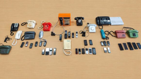 MUZEUL JUDEȚEAN DE ISTORIE: Campania de colectare a telefoanelor vechi continuă MUZEUL JUDEȚEAN DE ISTORIE: Campania de colectare a telefoanelor vechi continuă