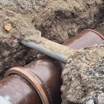 VITAL: Avarie cauzată de constructor la rețeaua de distribuție apă potabilă Dn 800mm