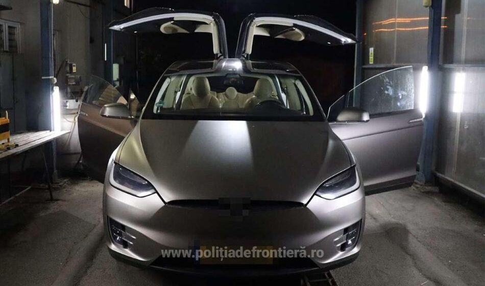 SPF SIGHET: Autoturism căutat de autoritățile olandeze, în valoare de peste 100.000 de lei, depistat de polițiștii de frontieră
