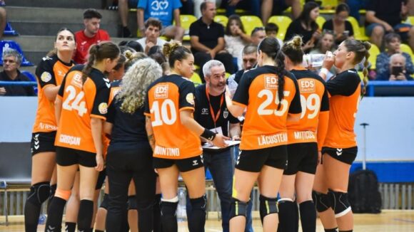 HANDBAL: Fetele de la Minaur s-au întors cu două puncte de la Zalău