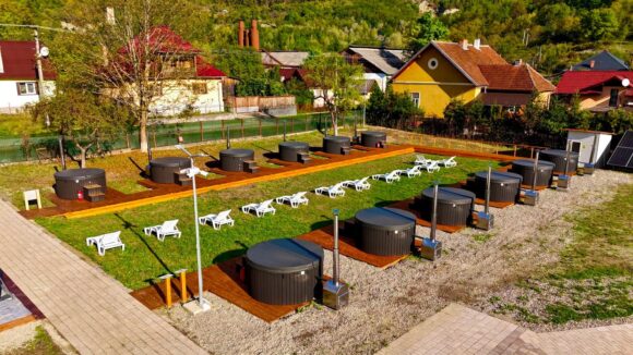BĂILE COȘTIUI – Un loc care a început să prindă viață, intrarea este gratuită BĂILE COȘTIUI – Un loc care a început să prindă viață, intrarea este gratuită