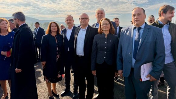 ZAHORÁNSZKI BRIGITTA: Deschiderea noului pod pentru circulație reprezintă un moment de cotitură pentru oraș și pentru județ ZAHORÁNSZKI BRIGITTA: Deschiderea noului pod pentru circulație reprezintă un moment de cotitură pentru oraș și pentru județ