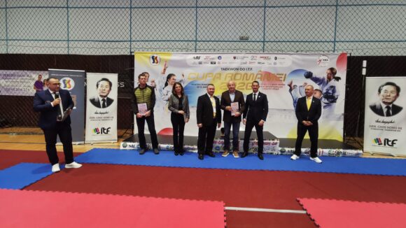 VIDEO: Festivitatea de deschidere a Cupei României la Taekwon-do ITF – Juniori III, la Baia Mare VIDEO: Festivitatea de deschidere a Cupei României la Taekwon-do ITF – Juniori III, la Baia Mare