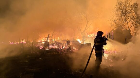 BAIA MARE: Incendiu de amploare în zona Craica BAIA MARE: Incendiu de amploare în zona Craica