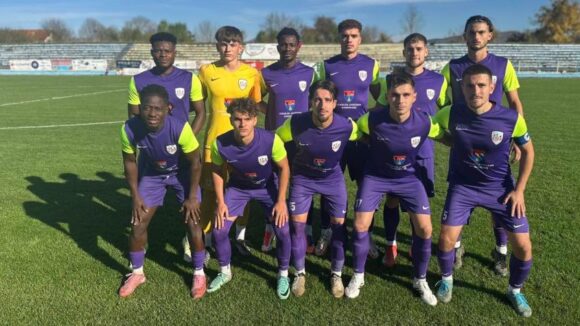 FOTBAL: Victorie la scor pentru CSM Sighet. Un jucător a înscris de patru ori FOTBAL: Victorie la scor pentru CSM Sighet. Un jucător a înscris de patru ori