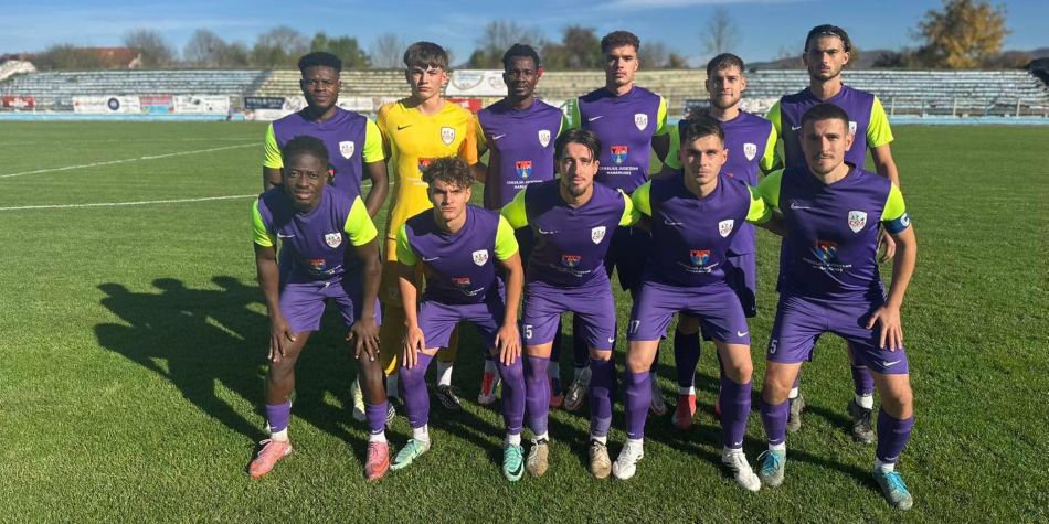FOTBAL: Victorie la scor pentru CSM Sighet. Un jucător a înscris de patru ori FOTBAL: Victorie la scor pentru CSM Sighet. Un jucător a înscris de patru ori
