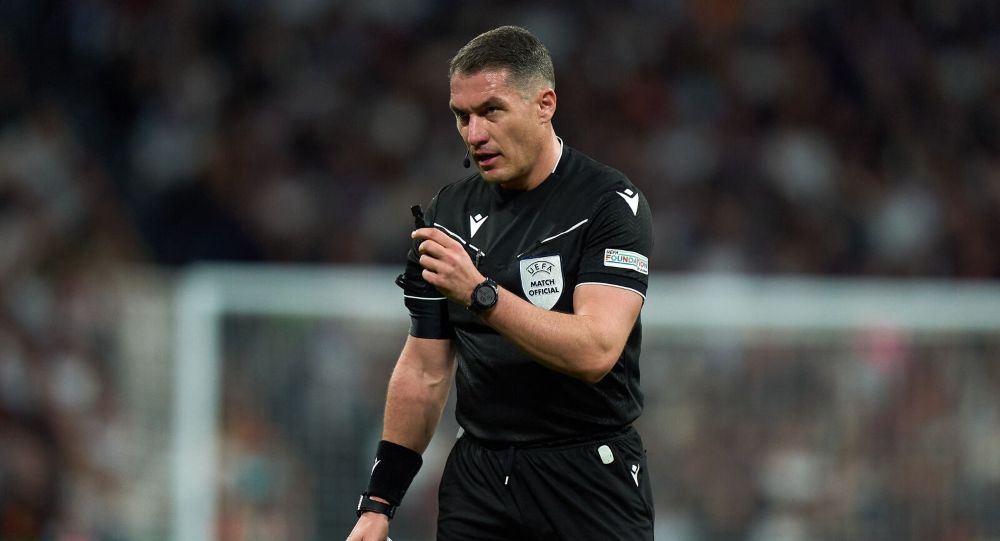 FOTBAL: István Kovács va arbitra pe Bernabeu, în Liga Campionilor FOTBAL: István Kovács va arbitra pe Bernabeu, în Liga Campionilor