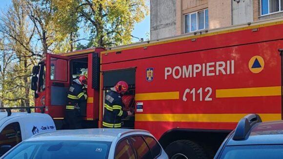BAIA MARE: Incendiu la parterul unui bloc