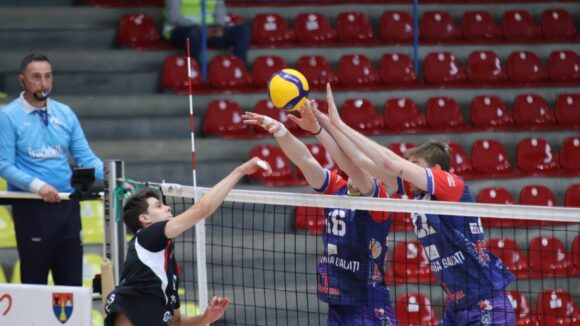 VOLEI: Început de campionat cu înfrângere pentru Știința Explorări VOLEI: Început de campionat cu înfrângere pentru Știința Explorări